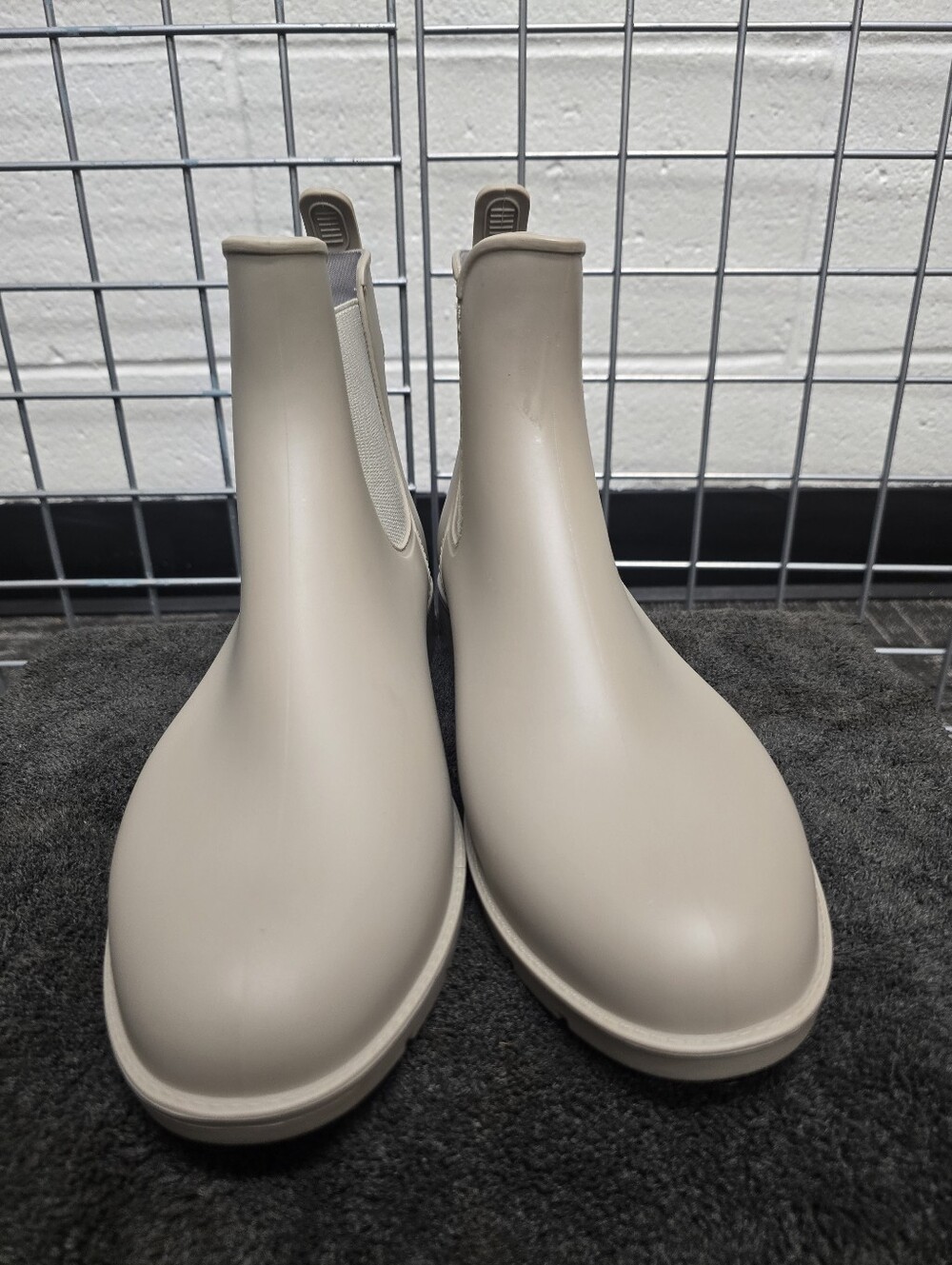 Women's Chelsea Rain Boots in Beige